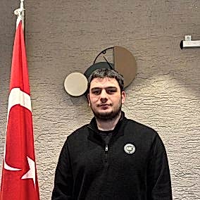 Deniz Tarakçı 